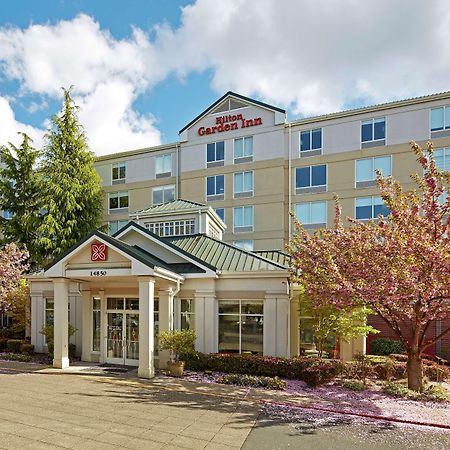 Hilton Garden Inn Portland Lake Oswego Bagian luar foto