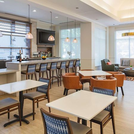 Hilton Garden Inn Portland Lake Oswego Bagian luar foto