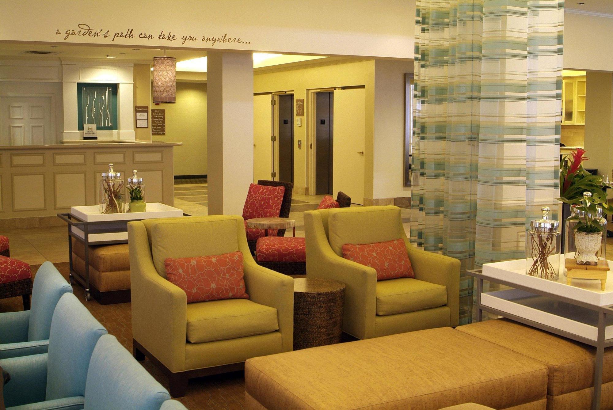 Hilton Garden Inn Portland Lake Oswego Bagian luar foto