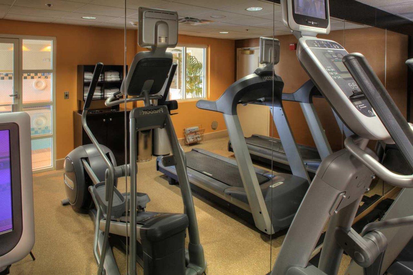 Hilton Garden Inn Portland Lake Oswego Bagian luar foto